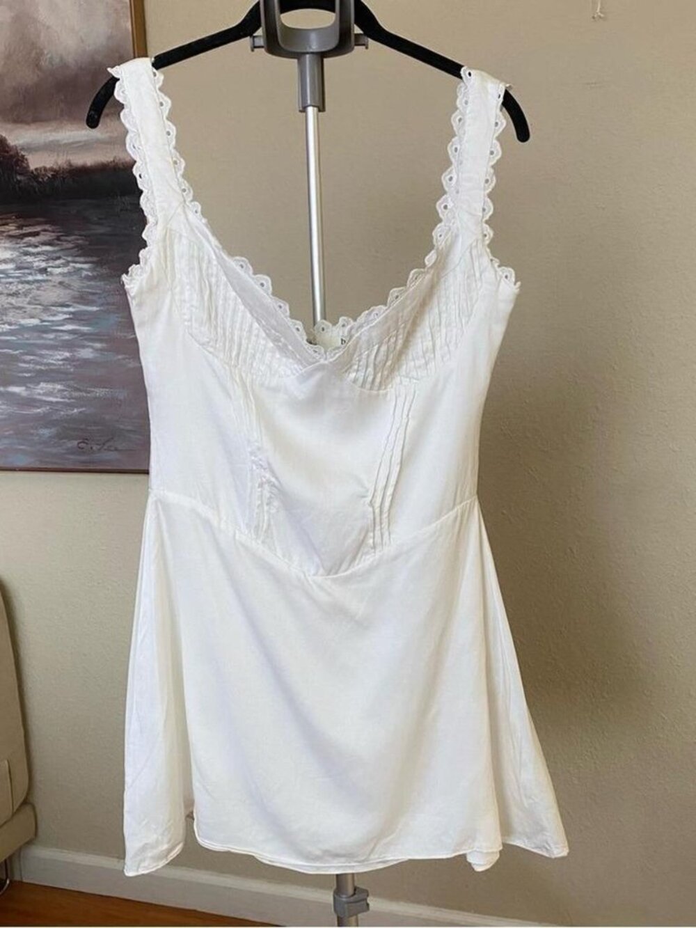 HOUSE OF CB M D-DD 'Tilly' White Pin Tuck Mini Dress NWOT size M